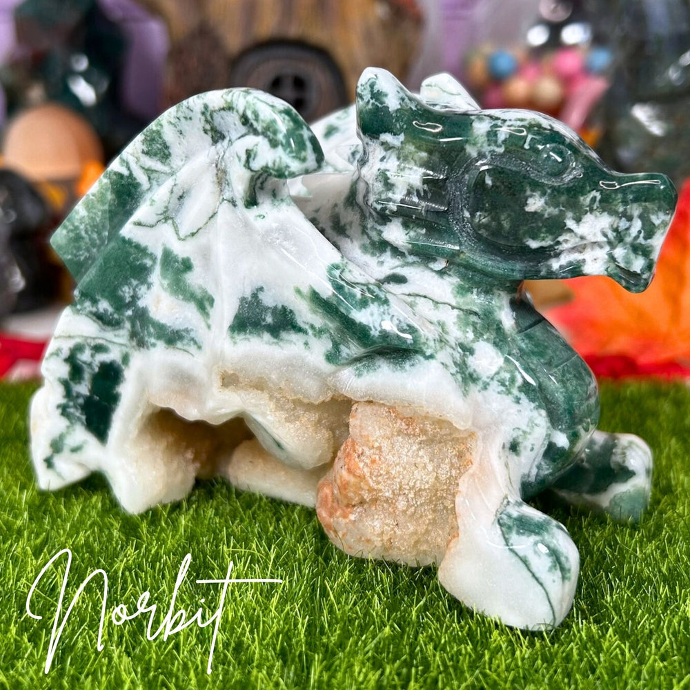 Moss Agate Dragon - "Common Welsh Green"